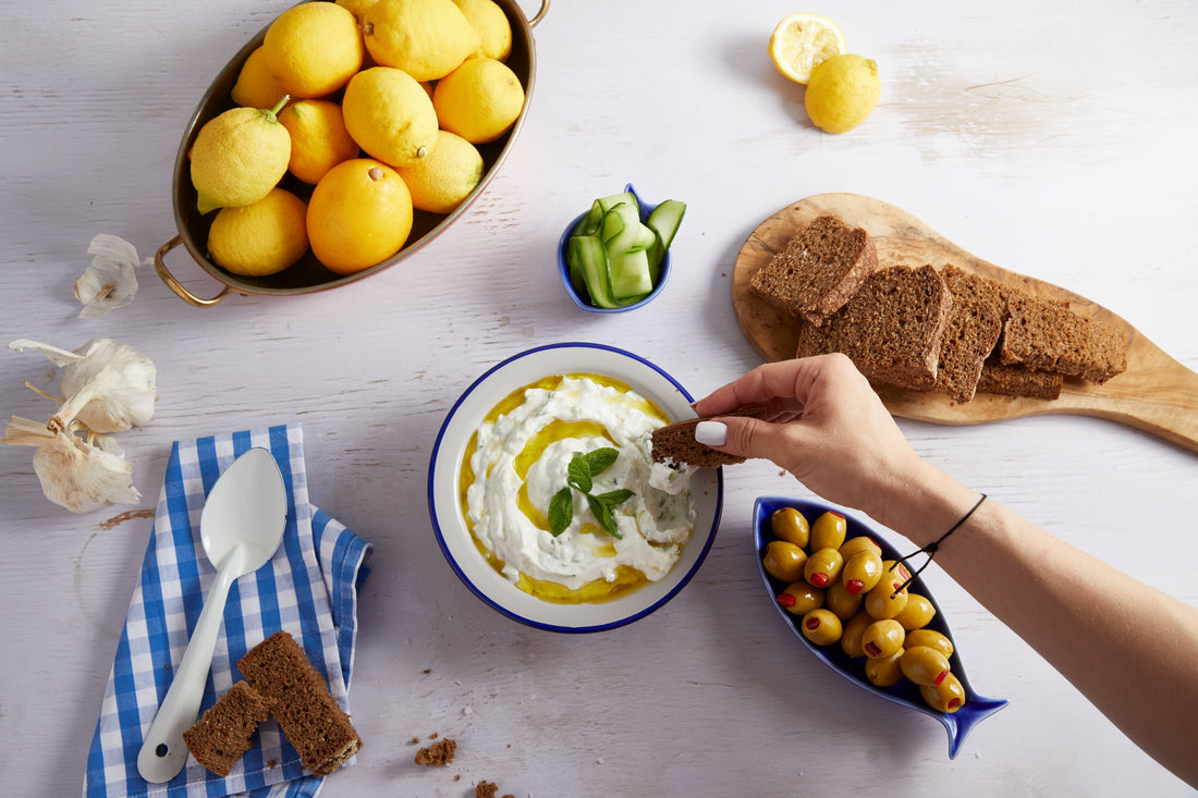 Klassische griechische Tzatziki-Sauce